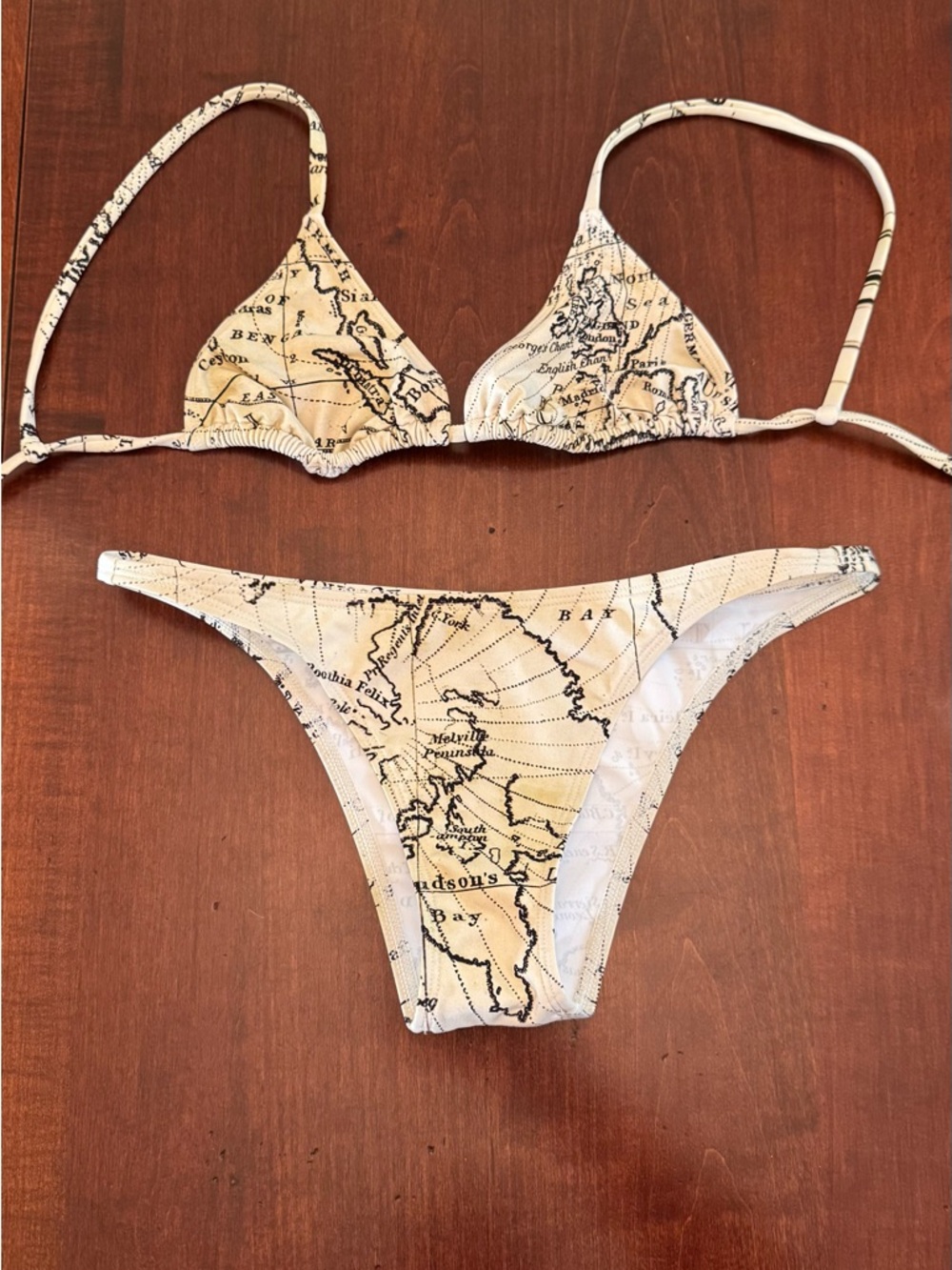 St. Agni Cream Map-Print Triangle Bikini
Size XS - Picture 7 of 11
